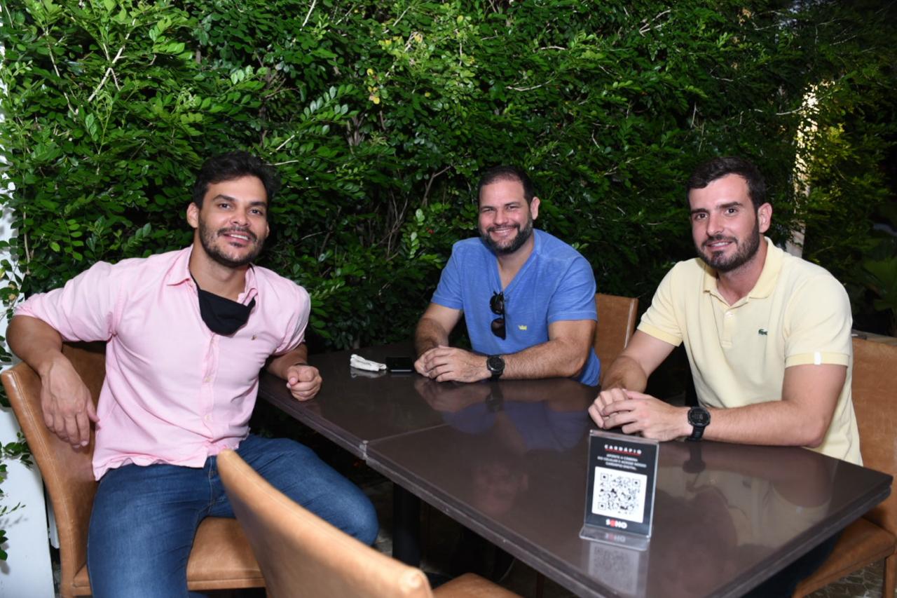  Felipe Almeida, Lucas Muccini e Marcos Fonseca        